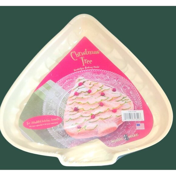 Nordic Ware Christmas Tree Nostalgic Baking Mold New Old Stock Sealed - Picture 1 of 8